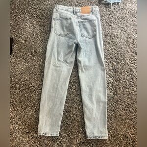 Zara size 2 light wash straight leg jeans